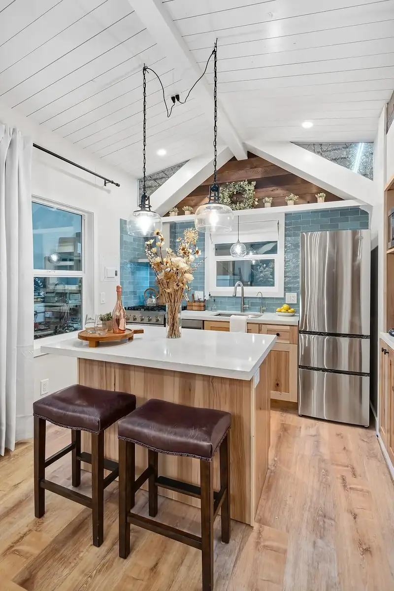 Interior – Gourmet Kitchen Island with Pendants